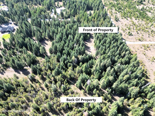 aerial view of property and surrounding area