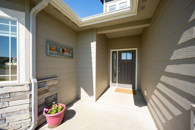 view of property entrance