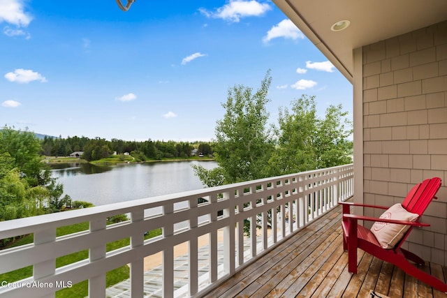 679 Comeback Bay Ln, Sagle, ID 83860 - balcony featuring a water view