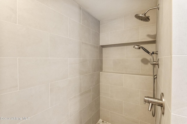 130 Cedar Shls, Sagle, ID 83860 - full bath featuring a tile shower