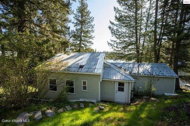 24010 N Bridge Lake Rd, Rathdrum, ID 83858 - back of property with metal roof
