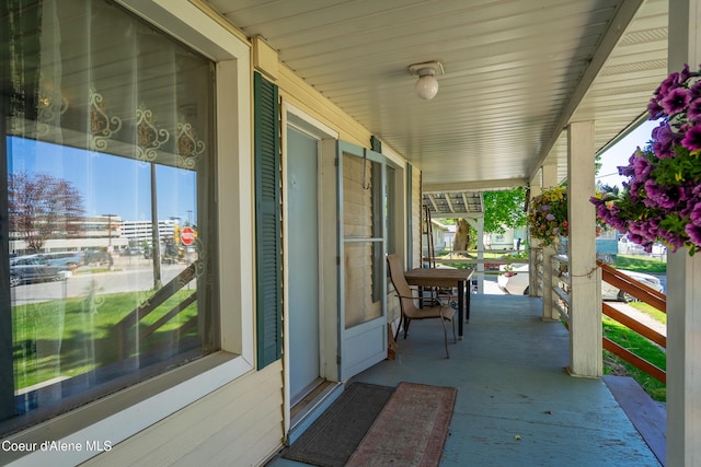 610 W Emma Ave, Coeur Dalene, ID 83814 - view of patio / terrace with a porch
