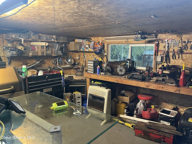 385 Upland Dr, Sandpoint, ID 83864