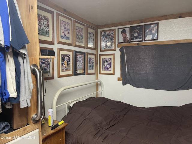 385 Upland Dr, Sandpoint, ID 83864