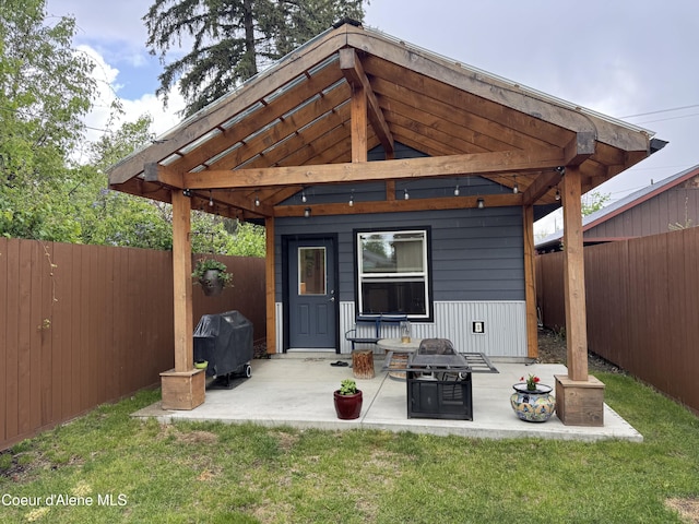 1203 Chestnut St, Sandpoint, ID 83864 - entrance to property featuring a patio