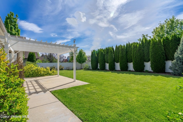 3253 W Magistrate Loop, Hayden, ID 83835 - view of yard featuring a pergola and a patio area