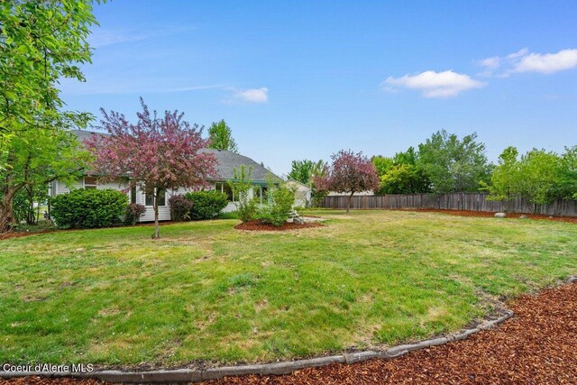 1100 E Autumn Crest Loop, Post Falls, ID 83854 - view of yard