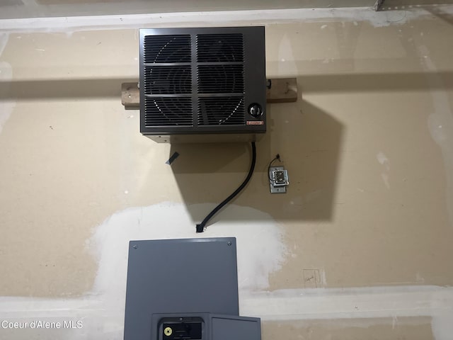 1205 Kinnikinnik Ave, Sandpoint, ID 83864 - detailed view of a heating unit