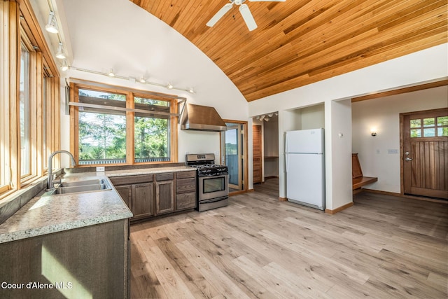 3463 E Sunset Dr, Harrison, ID 83833
