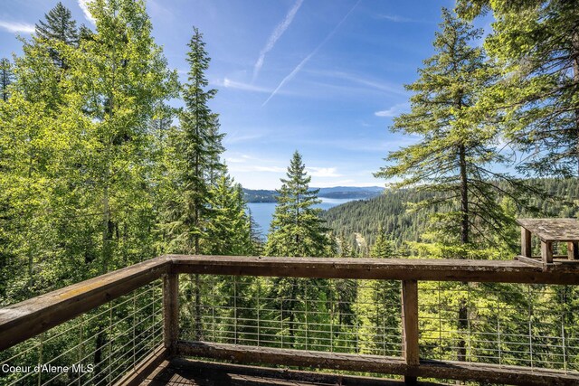 3463 E Sunset Dr, Harrison, ID 83833