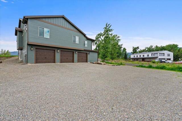530 Cottonwood Dr, Saint Maries, ID 83861