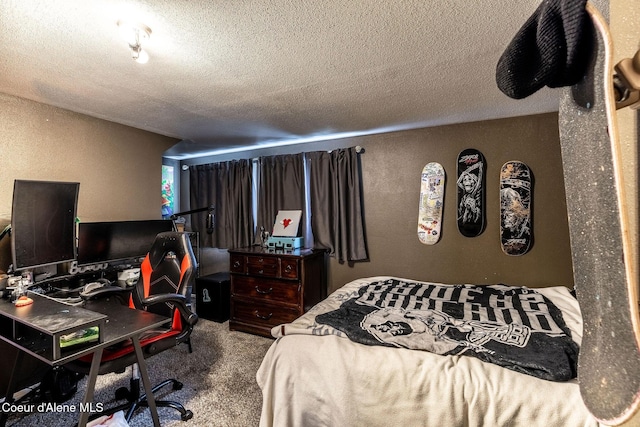837 N 19th St, Coeur Dalene, ID 83814 - carpeted bedroom featuring a textured ceiling and a textured wall