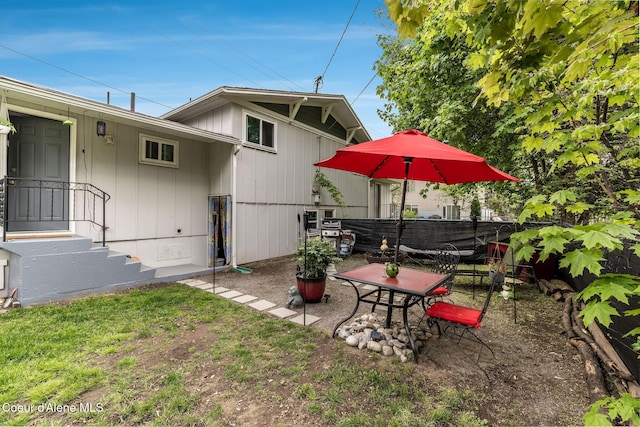 837 N 19th St, Coeur Dalene, ID 83814 - view of yard featuring a patio area