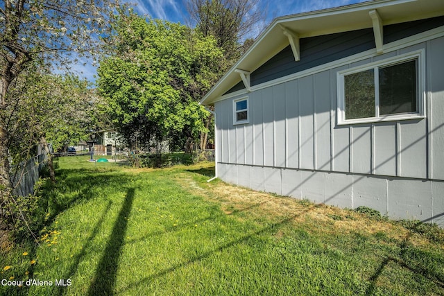 837 N 19th St, Coeur Dalene, ID 83814 - view of yard