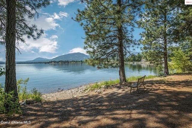 735 Whiskey Jack Cir, Sandpoint, ID 83864