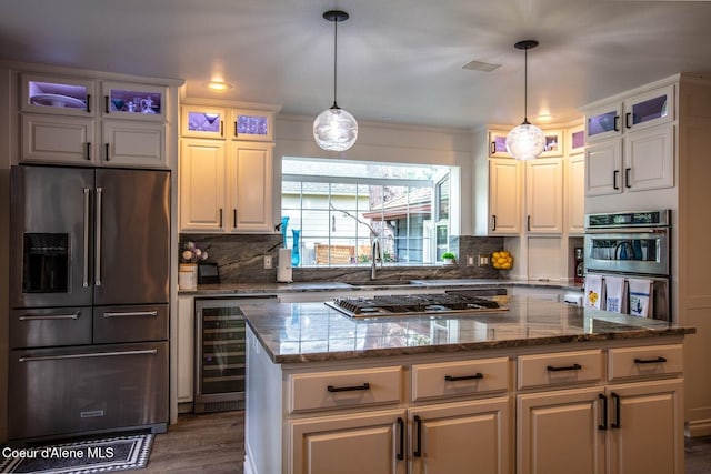 735 Whiskey Jack Cir, Sandpoint, ID 83864