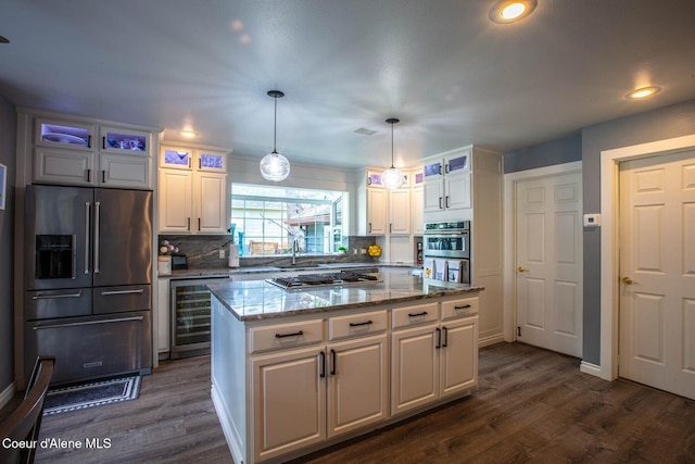 735 Whiskey Jack Cir, Sandpoint, ID 83864