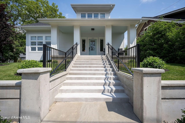 215 W Foster Ave, Coeur Dalene, ID 83814 - view of front facade with covered porch and stairway