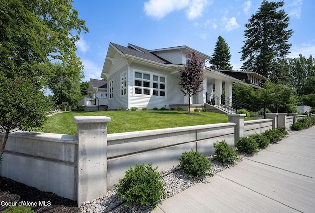 215 W Foster Ave, Coeur Dalene, ID 83814 - view of front facade featuring covered porch
