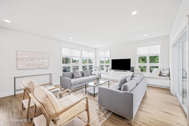 215 W Foster Ave, Coeur Dalene, ID 83814 - living room featuring light wood-style floors and recessed lighting