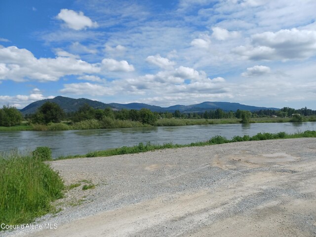 127 Coyote Trl, Priest River, ID 83856