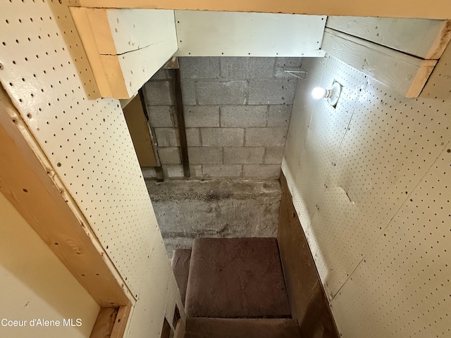 812 Silver St, Wallace, ID 83873 - detailed view of concrete block wall