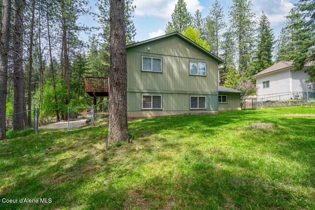 8694 N Clarkview Pl, Hayden Lake, ID 83835 - rear view of property featuring a gate