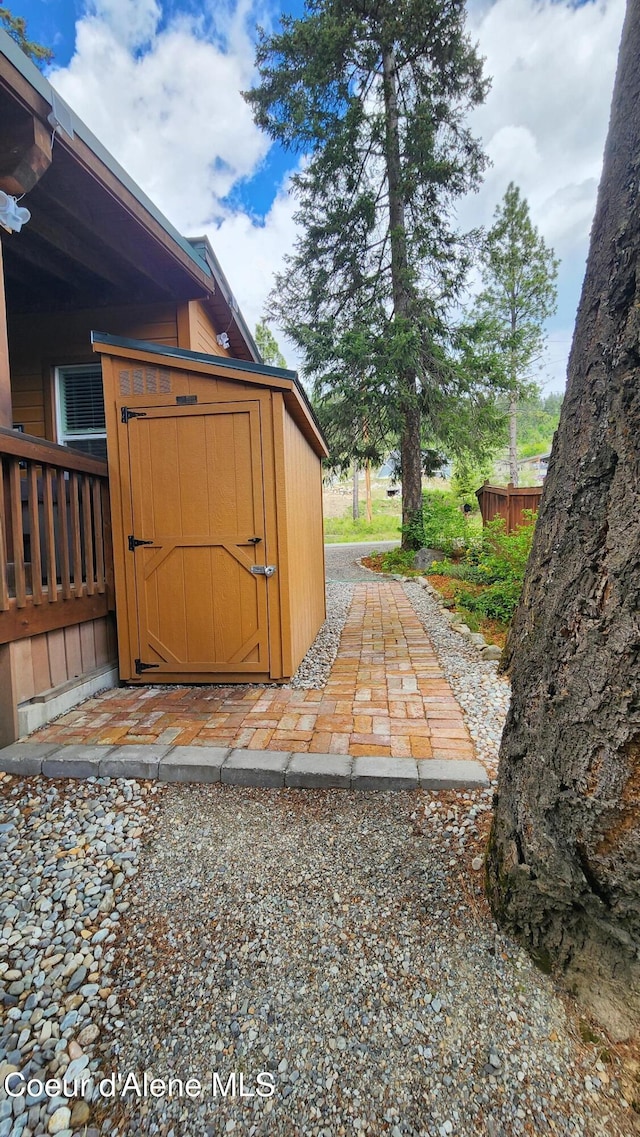 16646 E Cape Horn Rd, Bayview, ID 83803 - view of shed