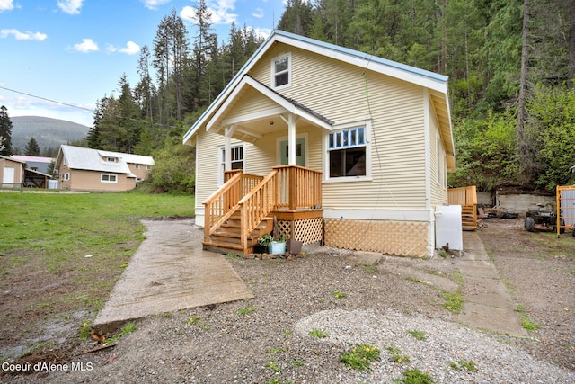 376 Second St, Mullan, ID 83846 - bungalow-style house featuring a front yard