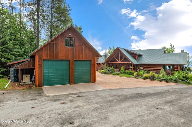 271 W Shore Ln, Sandpoint, ID 83864 - garage featuring a detached garage