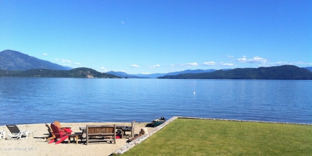 271 W Shore Ln, Sandpoint, ID 83864 - water view featuring mountains