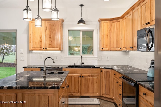 22385 N Ranch View Dr, Rathdrum, ID 83858 - kitchen with black appliances, a sink, and decorative backsplash