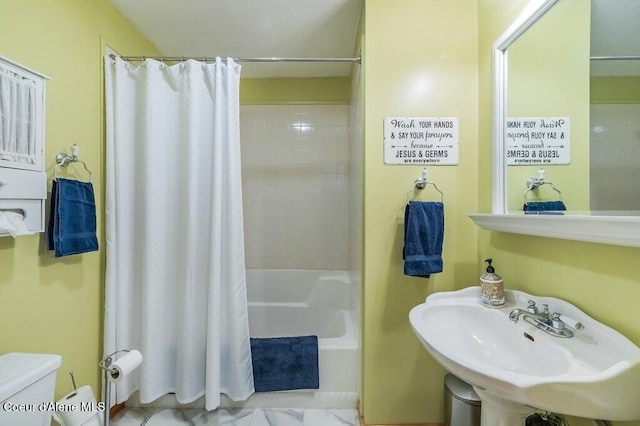 521 Shady Pines Loop, Priest Lake, ID 83856 - full bath featuring a sink, toilet, and shower / bath combination with curtain