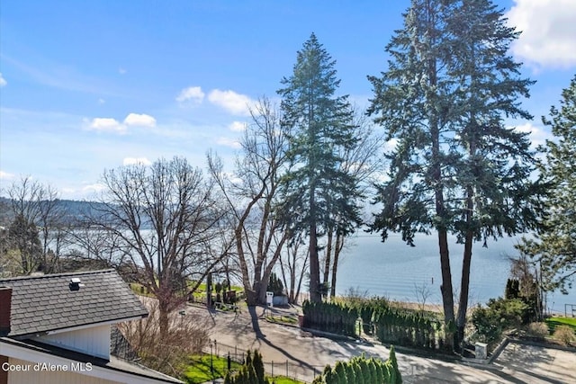 1107 E Lakeshore Dr, Coeur Dalene, ID 83814