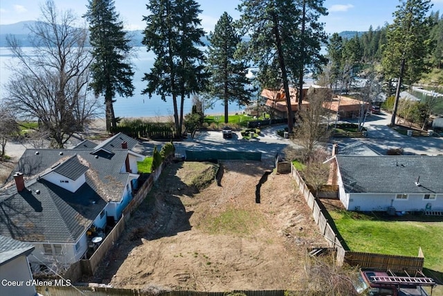 1107 E Lakeshore Dr, Coeur Dalene, ID 83814