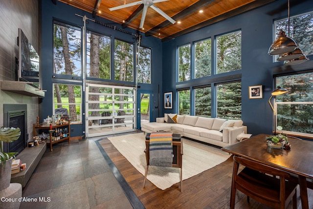 11679 N Avondale Loop, Hayden, ID 83835 - sunroom / solarium with beamed ceiling and plenty of natural light