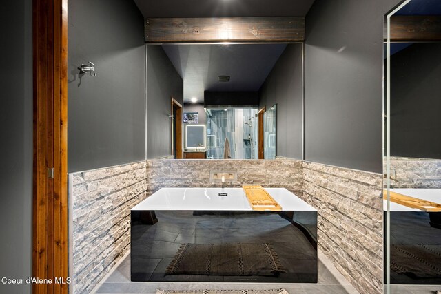11679 N Avondale Loop, Hayden, ID 83835 - view of full bath