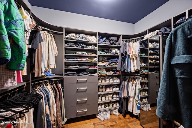 11679 N Avondale Loop, Hayden, ID 83835 - spacious closet featuring wood finished floors