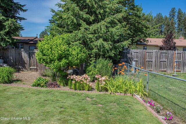 346 Gregory St, Priest River, ID 83856 - photo 12