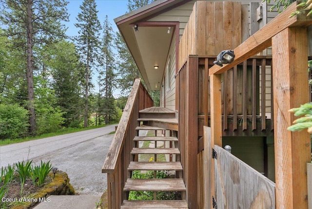 1072 Upland Dr, Sandpoint, ID 83864 - view of stairs