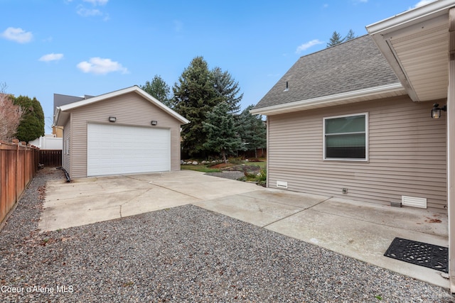 5519 N Wade St, Coeur Dalene, ID 83815 - detached garage with fence