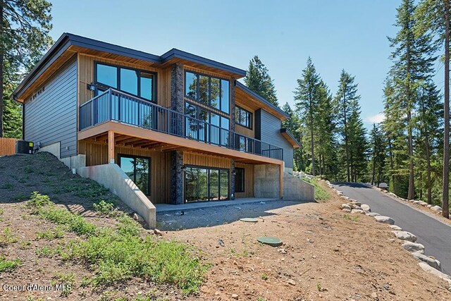 14 Timber Grv, Sandpoint, ID 83864