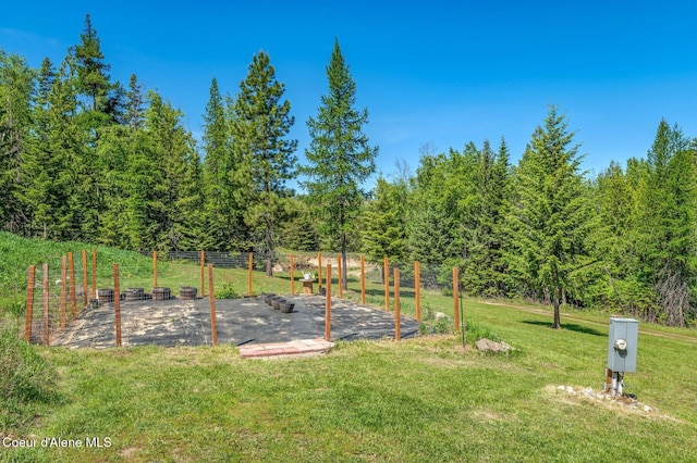 603 Schneiders Rd, Sagle, ID 83860 - view of green lawn featuring a view of trees
