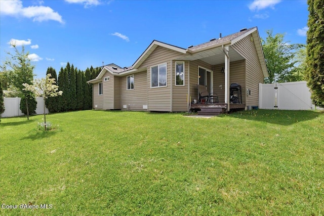 3459 E White Sands Ln, Post Falls, ID 83854 - rear view of house featuring a gate