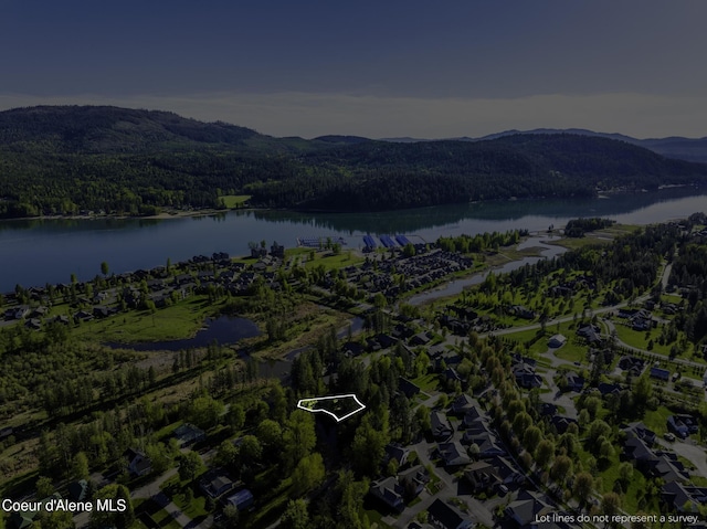 503 Hornby Pl, Dover, ID 83825