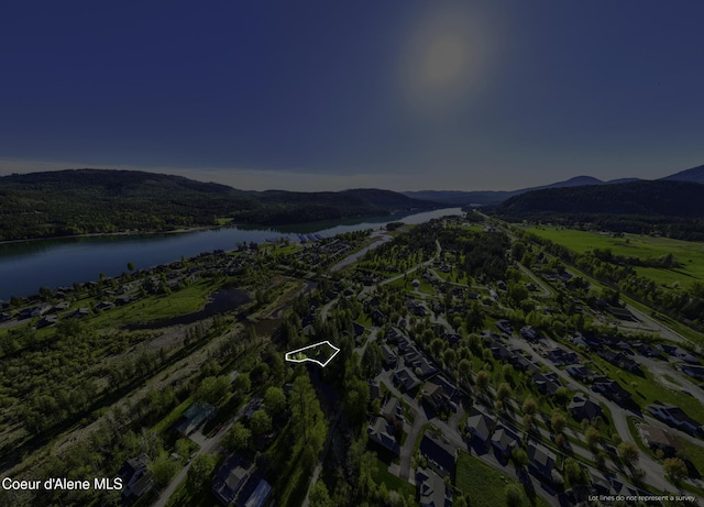 503 Hornby Pl, Dover, ID 83825