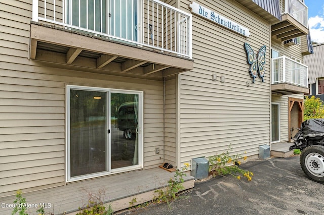495 NW Psge # 103, Sandpoint, ID 83864 - view of home's exterior with a balcony
