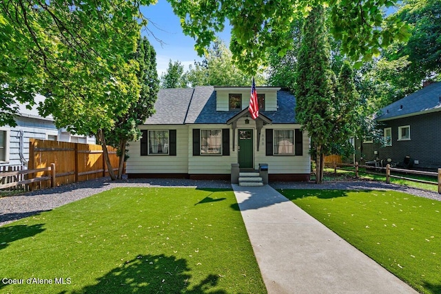 908 E Coeur D Alene Ave, Coeur Dalene, ID 83814 - bungalow featuring roof with shingles and entry steps