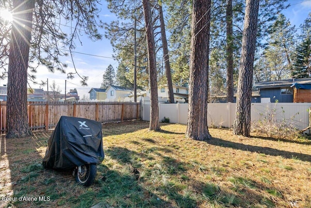 2707-2709 N 10th St, Coeur Dalene, ID 83815 - view of yard