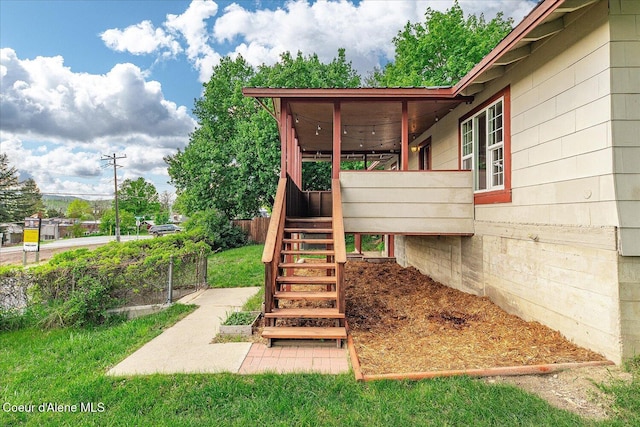 342 Summit Blvd, Priest River, ID 83856 - view of yard with stairs